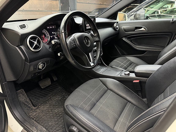 Mercedes-Benz A180 21 of 30
