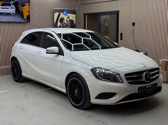 Mercedes-Benz A180 6 of 30