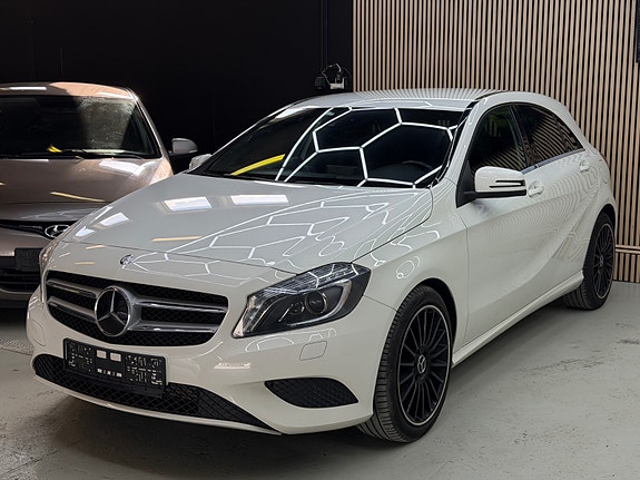 Mercedes-Benz A180 17 of 30