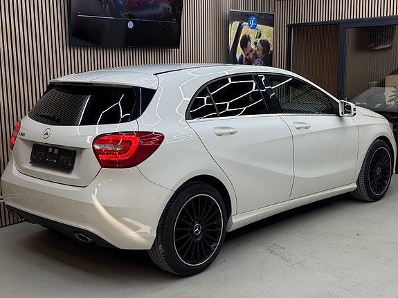 Mercedes-Benz A180 14 of 30