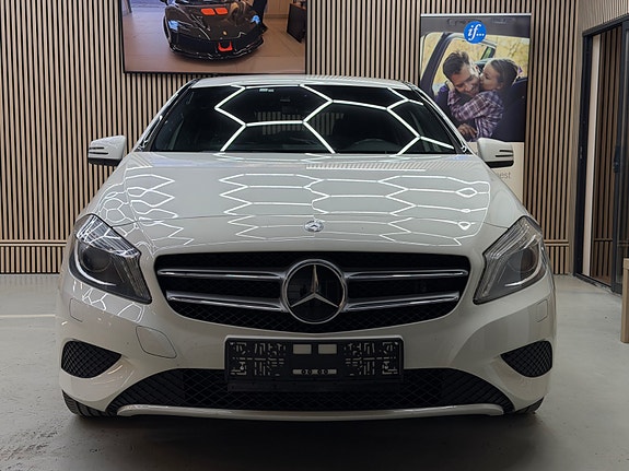 Mercedes-Benz A180 20 of 30