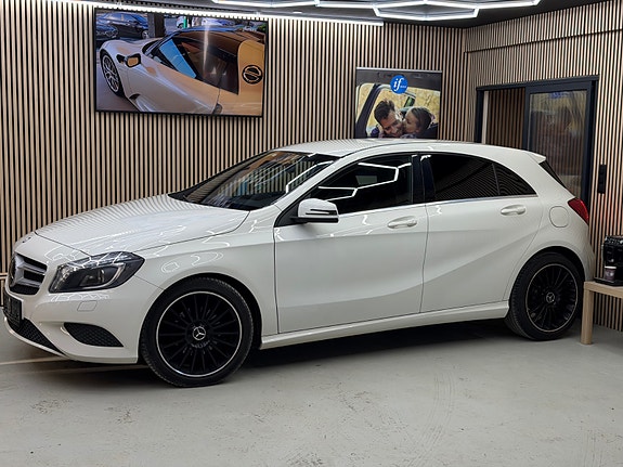 Mercedes-Benz A180 10 of 30
