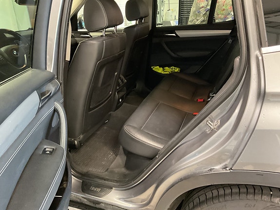BMW X3 30 of 30
