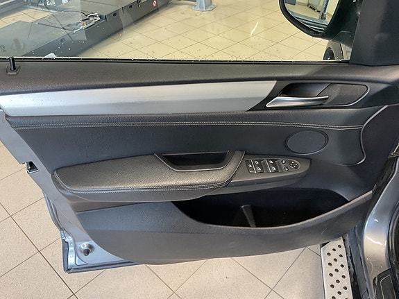 BMW X3 27 of 30