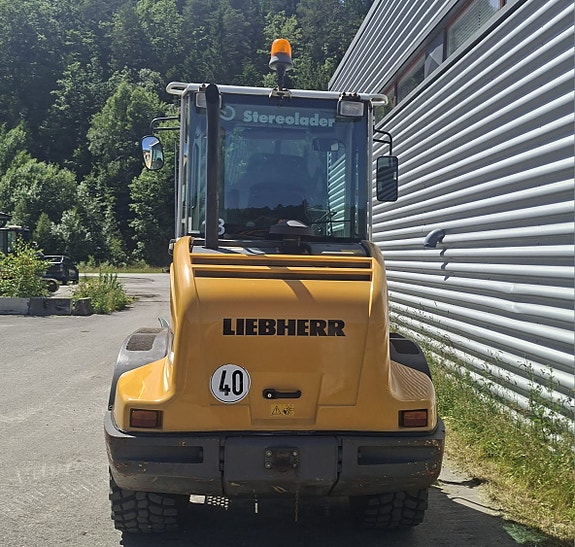 Andre Liebherr L507 Speeder 4 of 5