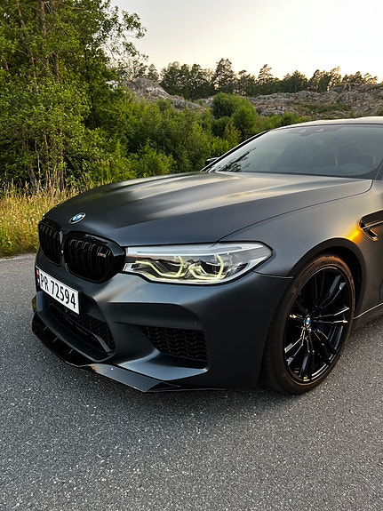 BMW M5 4 of 5