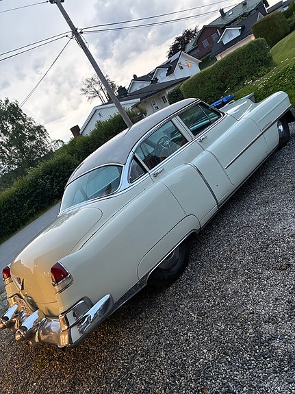 Cadillac 62 Series 4 of 5