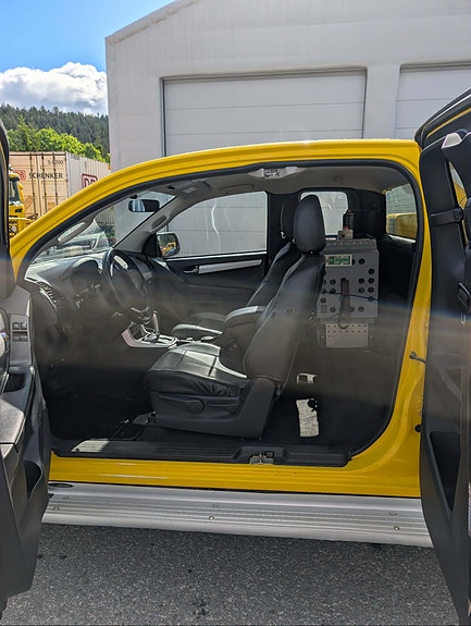 Isuzu D max MONZA 800Z GARASJEBERGER 10 of 16