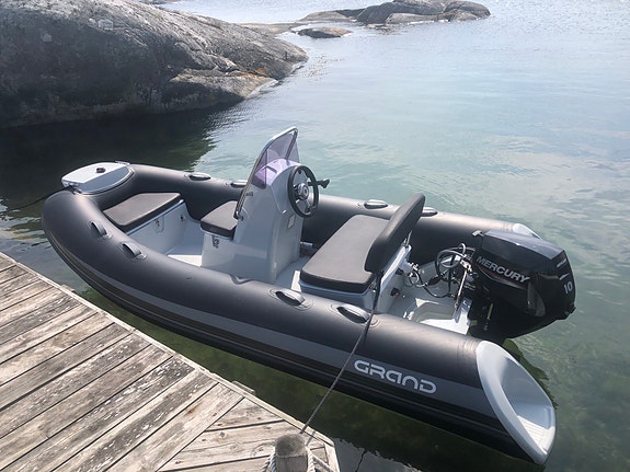 Grand 370 DeLuxe Silverline Rib selges 2 of 5