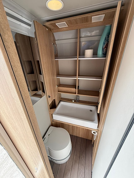 Knaus Travelino 6 of 16