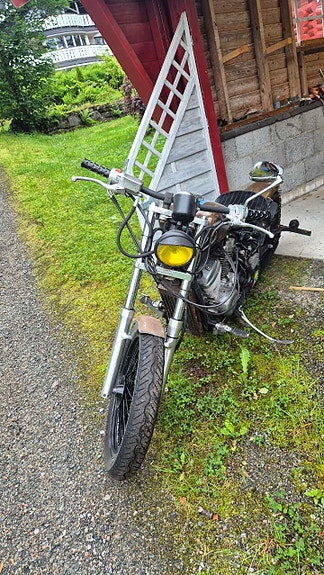 Honda VT600C 3 of 5