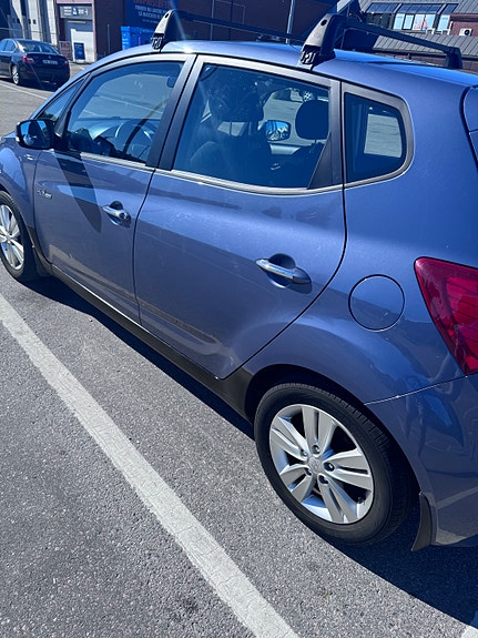 Hyundai ix20 3 of 5
