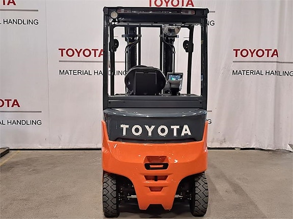 Toyota 9FBMK30T 2 of 5