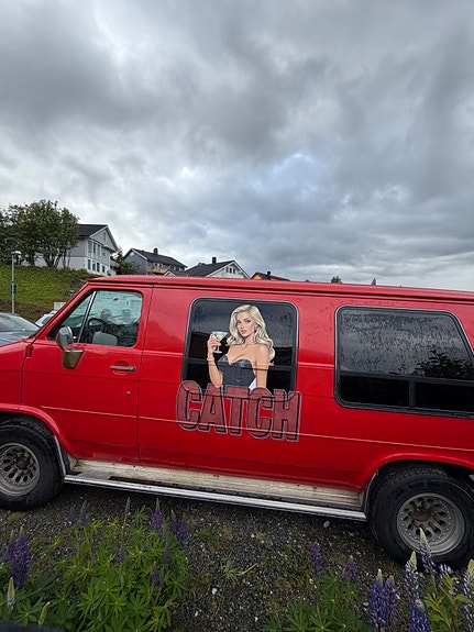 Chevrolet Van 3 of 5