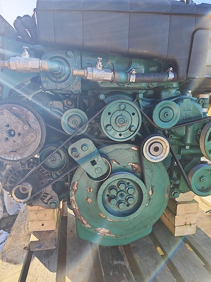 Volvo Penta D6 405 Timer 4 of 5