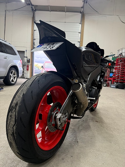 Aprilia RSV4 Sc Project 5 of 16