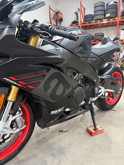 Aprilia RSV4 Sc Project 9 of 16