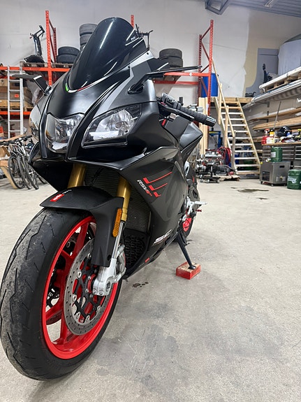 Aprilia RSV4 Sc Project 8 of 16