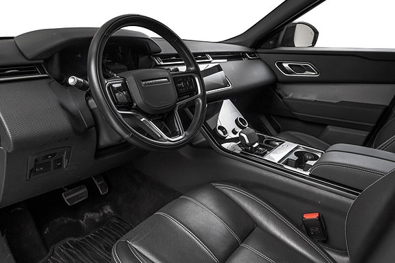 Land Rover Range Rover Velar 6 of 30