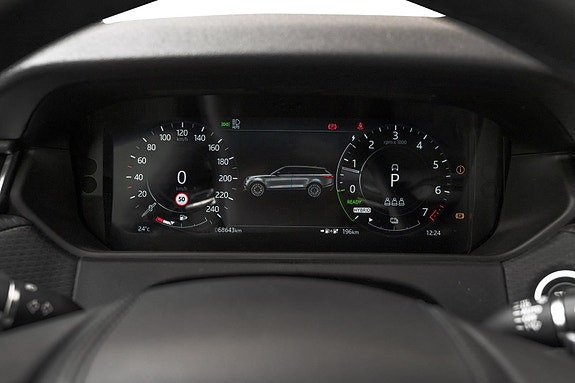 Land Rover Range Rover Velar 24 of 30