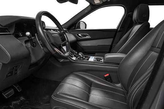 Land Rover Range Rover Velar 7 of 30