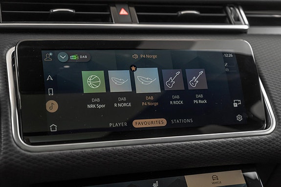 Land Rover Range Rover Velar 30 of 30