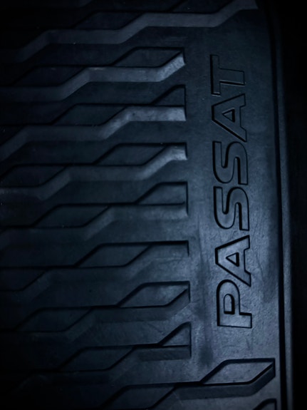 Volkswagen Passat 28 of 28