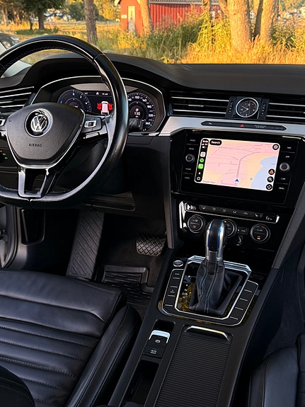 Volkswagen Passat 20 of 28