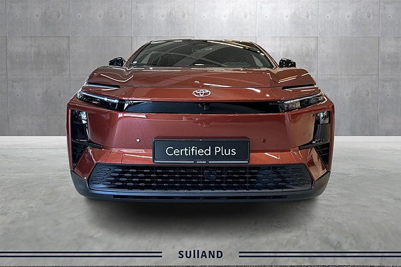 Toyota C-HR+ 8 of 23