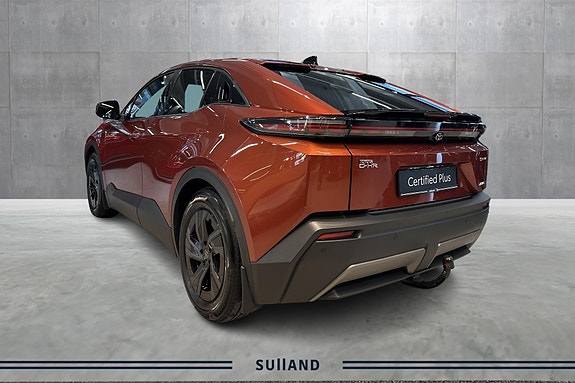 Toyota C-HR+ 3 of 5