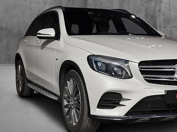 Mercedes-Benz GLC350 e 5 of 5