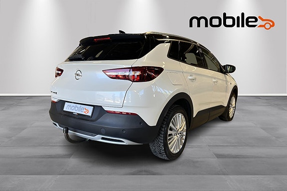 Opel Grandland X 3 of 5