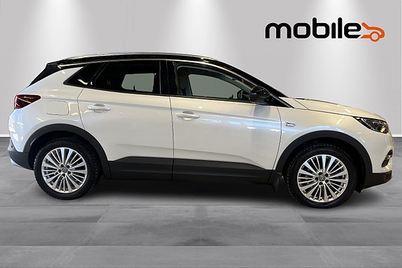Opel Grandland X 2 of 5