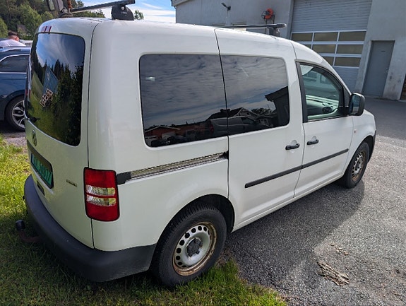 Volkswagen Caddy 5 of 5