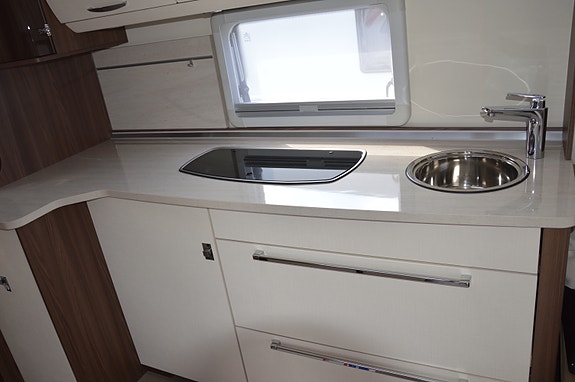 Bürstner Averso  580 TS 12 of 30