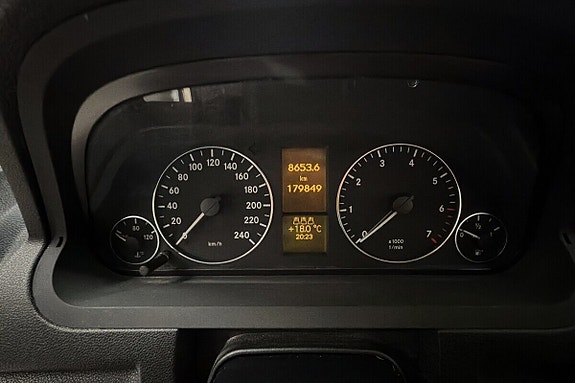 Mercedes-Benz A150 15 of 20
