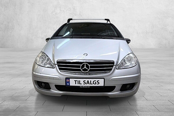 Mercedes-Benz A150 2 of 20