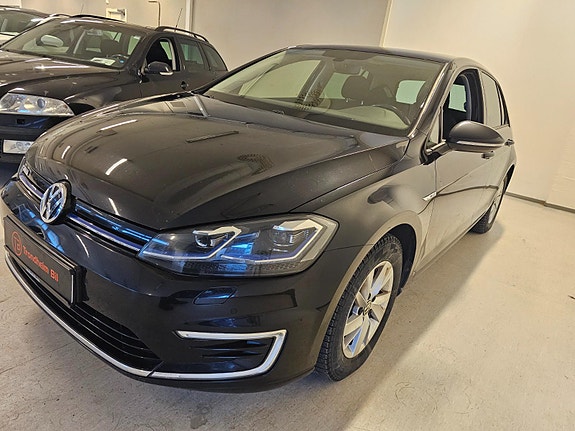 Volkswagen Golf 5 of 5