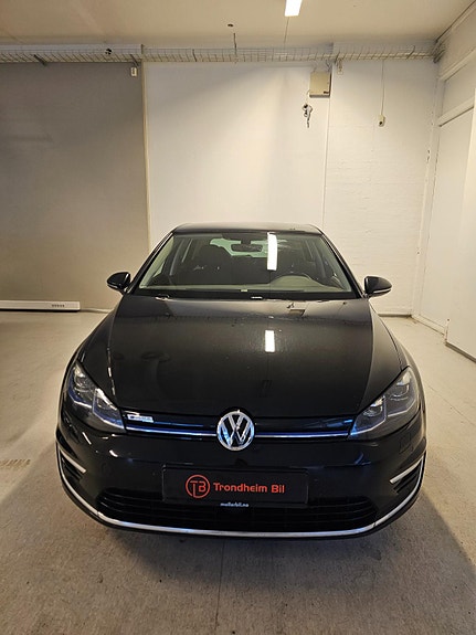 Volkswagen Golf 3 of 5