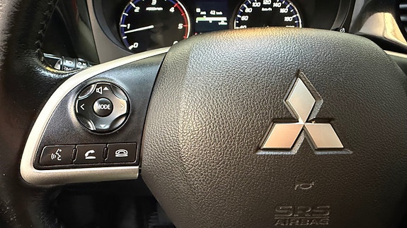 Mitsubishi Outlander 24 of 30
