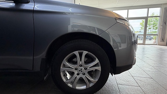 Mitsubishi Outlander 4 of 5