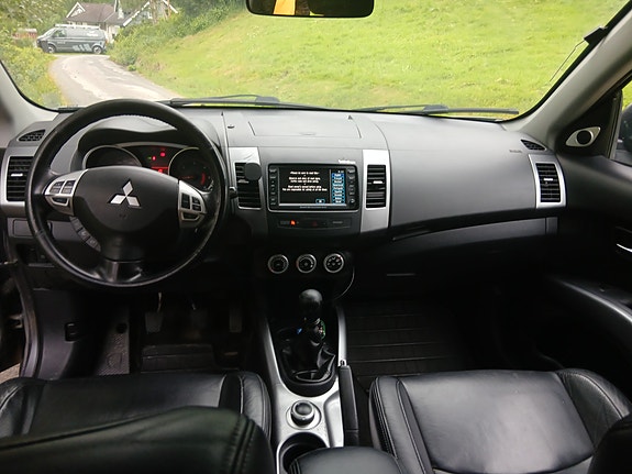 Mitsubishi Outlander 11 of 14