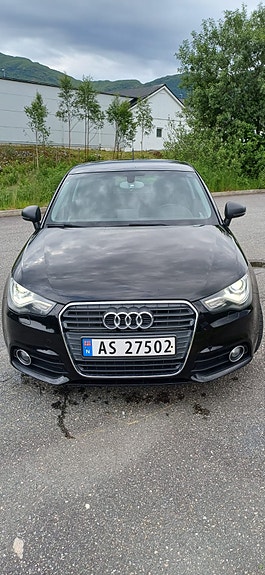 Audi A1 3 of 11