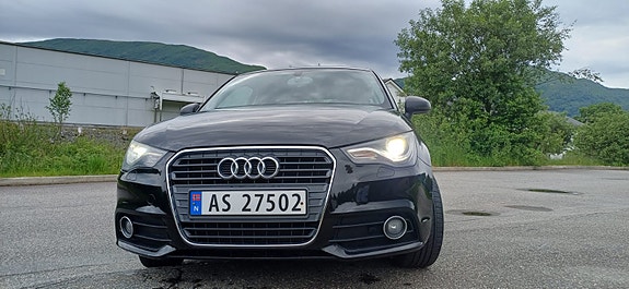 Audi A1 2 of 11