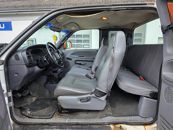 Dodge RAM 6 of 9