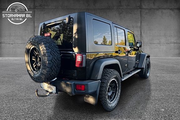 Jeep Wrangler 3 of 5