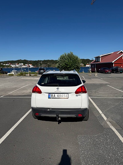 Peugeot 2008 10 of 12