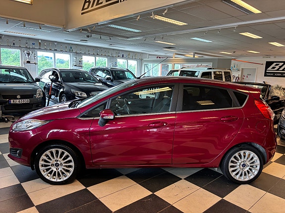 Ford Fiesta 4 of 5