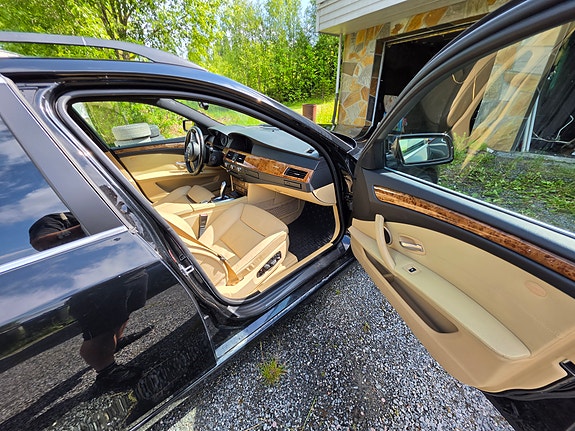 BMW 530xd 15 of 30
