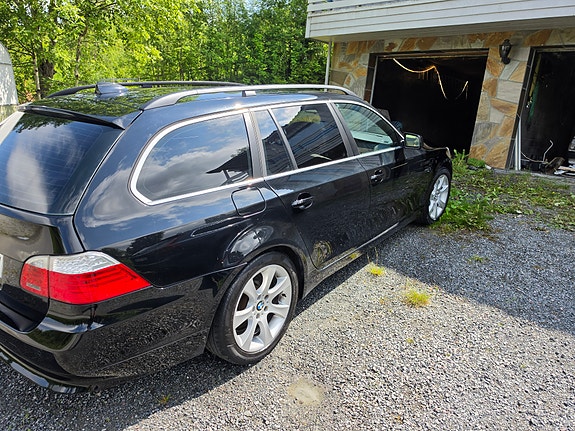 BMW 530xd 5 of 30